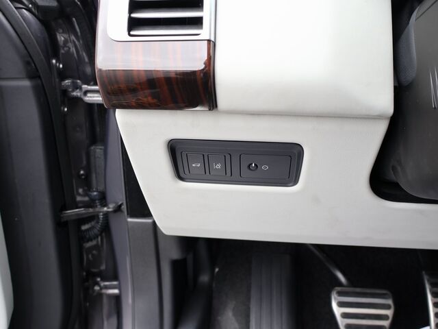 2016 Land Rover Range Rover 5.0L V8 Supercharged Oshkosh WI 2016 Land Rover Range Rover 5.0L V8 Supercharged Oshkosh WI