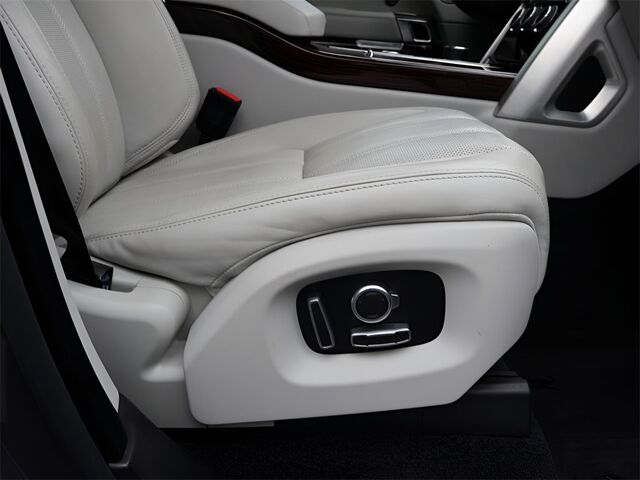 2016 Land Rover Range Rover 5.0L V8 Supercharged Oshkosh WI 2016 Land Rover Range Rover 5.0L V8 Supercharged Oshkosh WI