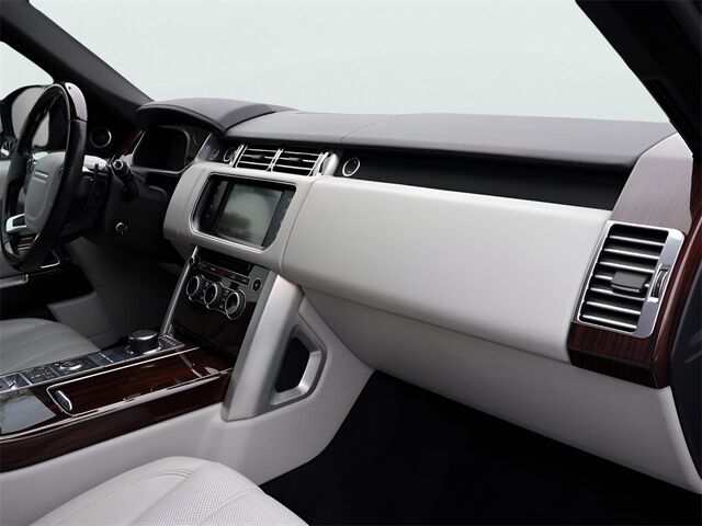 2016 Land Rover Range Rover 5.0L V8 Supercharged Oshkosh WI 2016 Land Rover Range Rover 5.0L V8 Supercharged Oshkosh WI