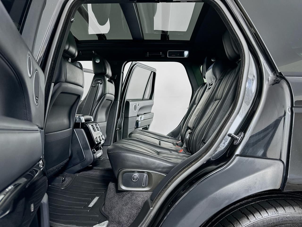 2016 Land Rover Range Rover 5.0L V8 Supercharged Tacoma WA