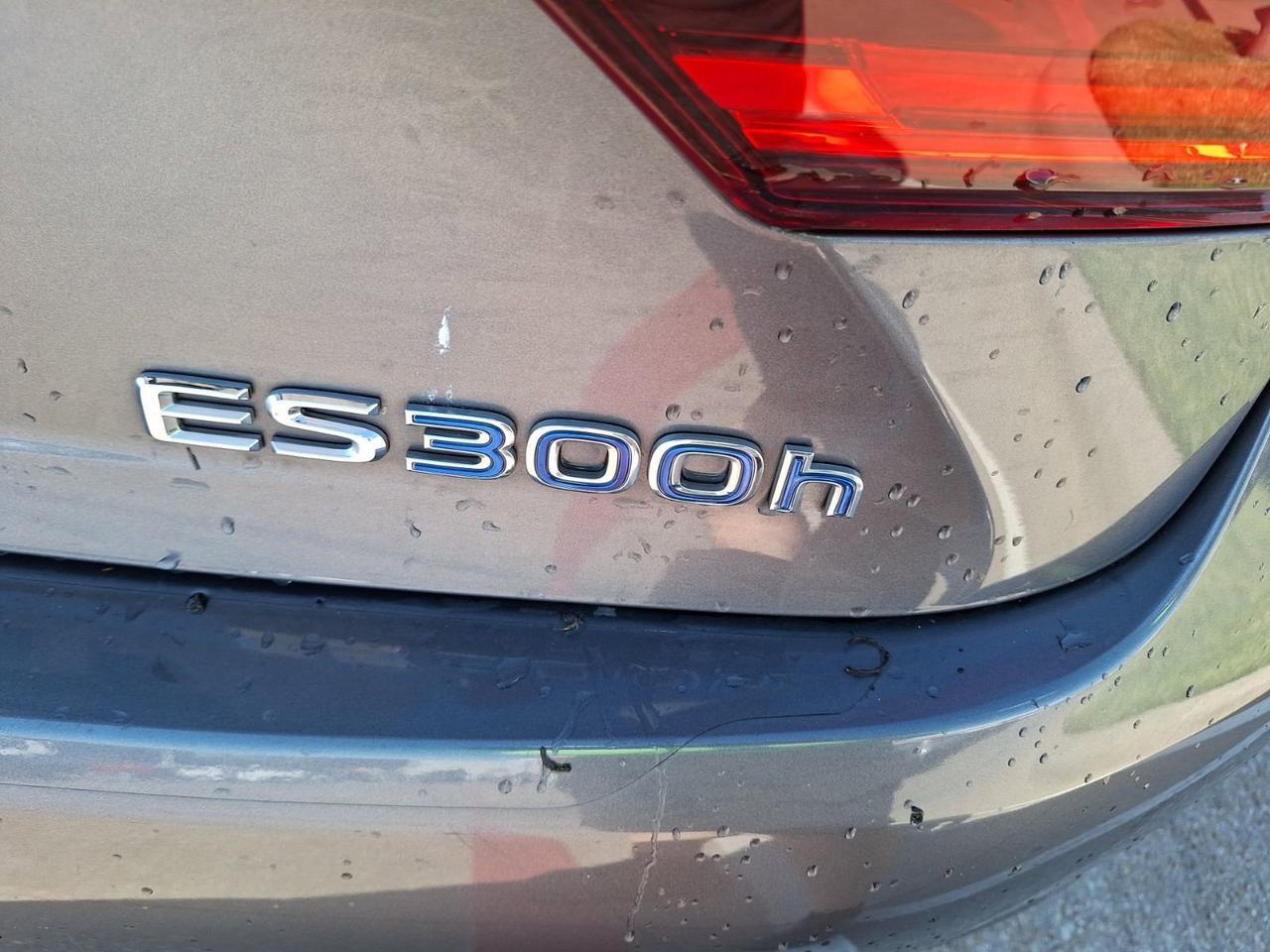 2016 Lexus ES 300h Hybrid Hurst TX