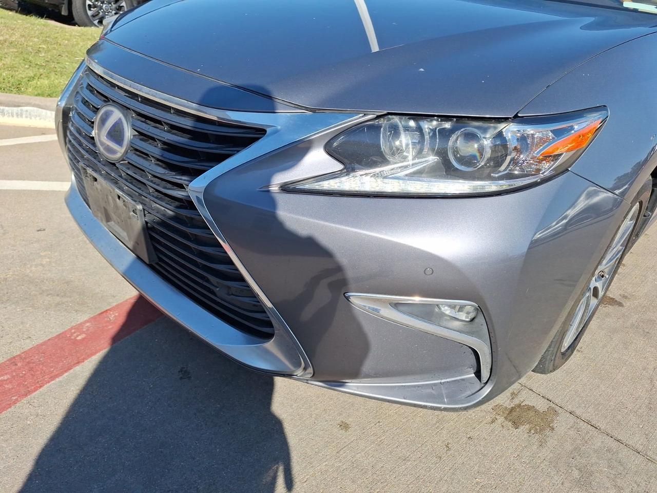 2016 Lexus ES 300h Hybrid Hurst TX