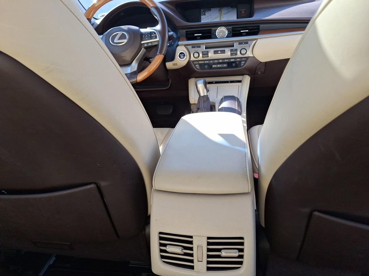 2016 Lexus ES 300h Hybrid Hurst TX