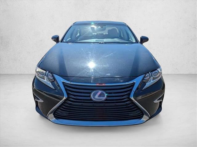 2016 Lexus ES 300h Hybrid