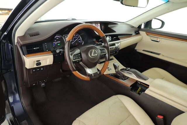 2016 Lexus ES 300h Hybrid New Braunfels TX