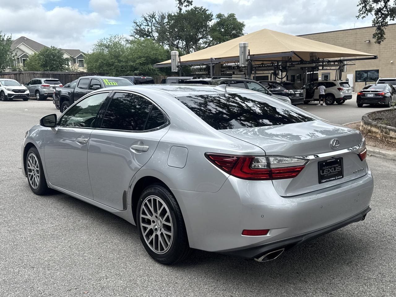 2016 Lexus ES 350 350