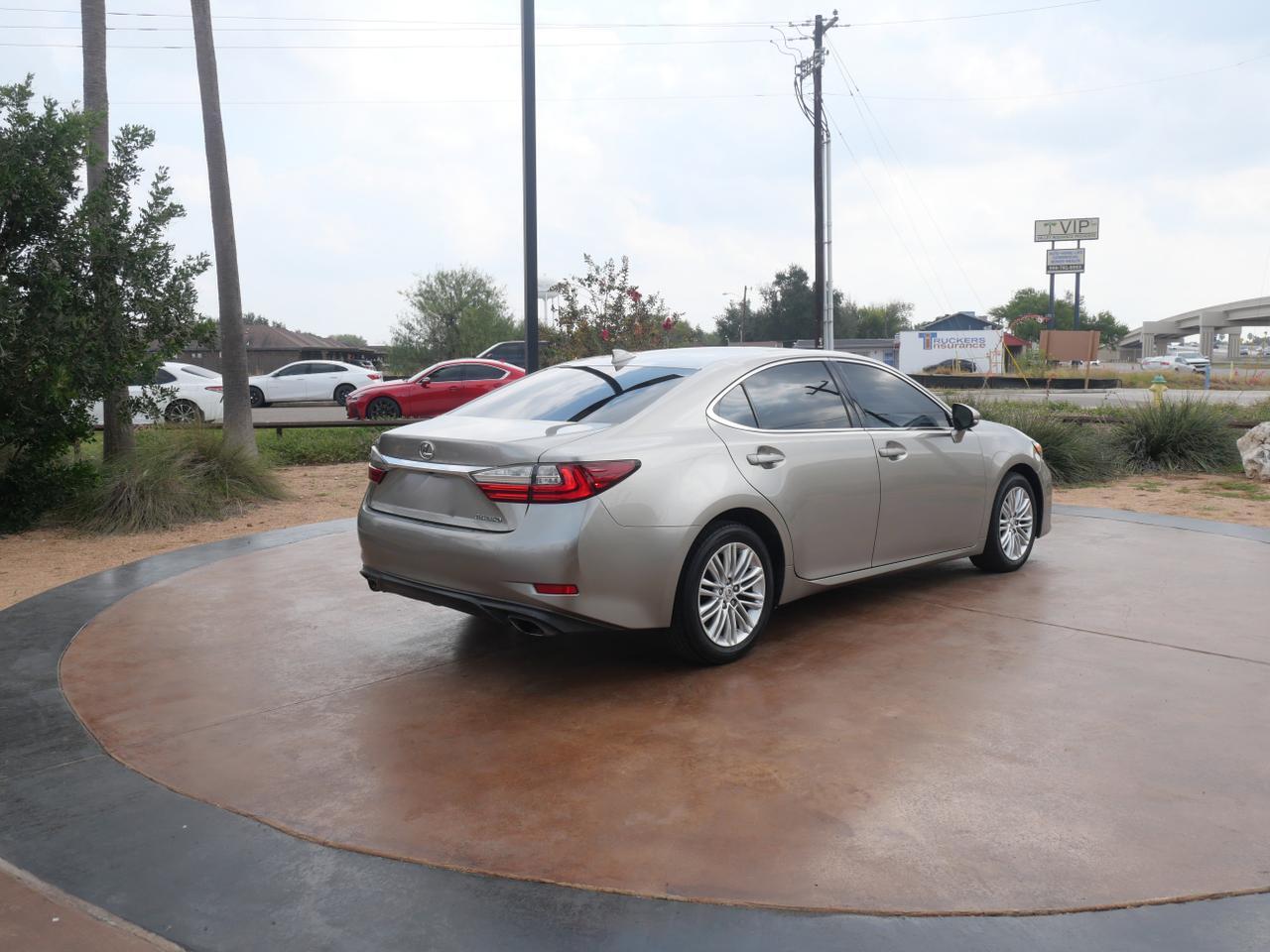 2016 Lexus ES 350 350