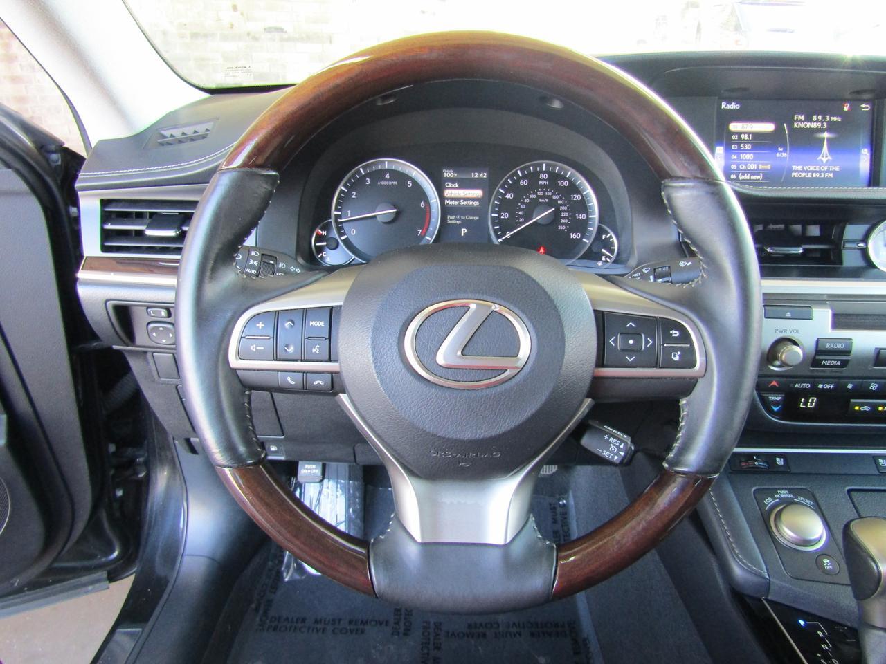 2016 Lexus ES 350 4dr Sdn Grand Prairie TX