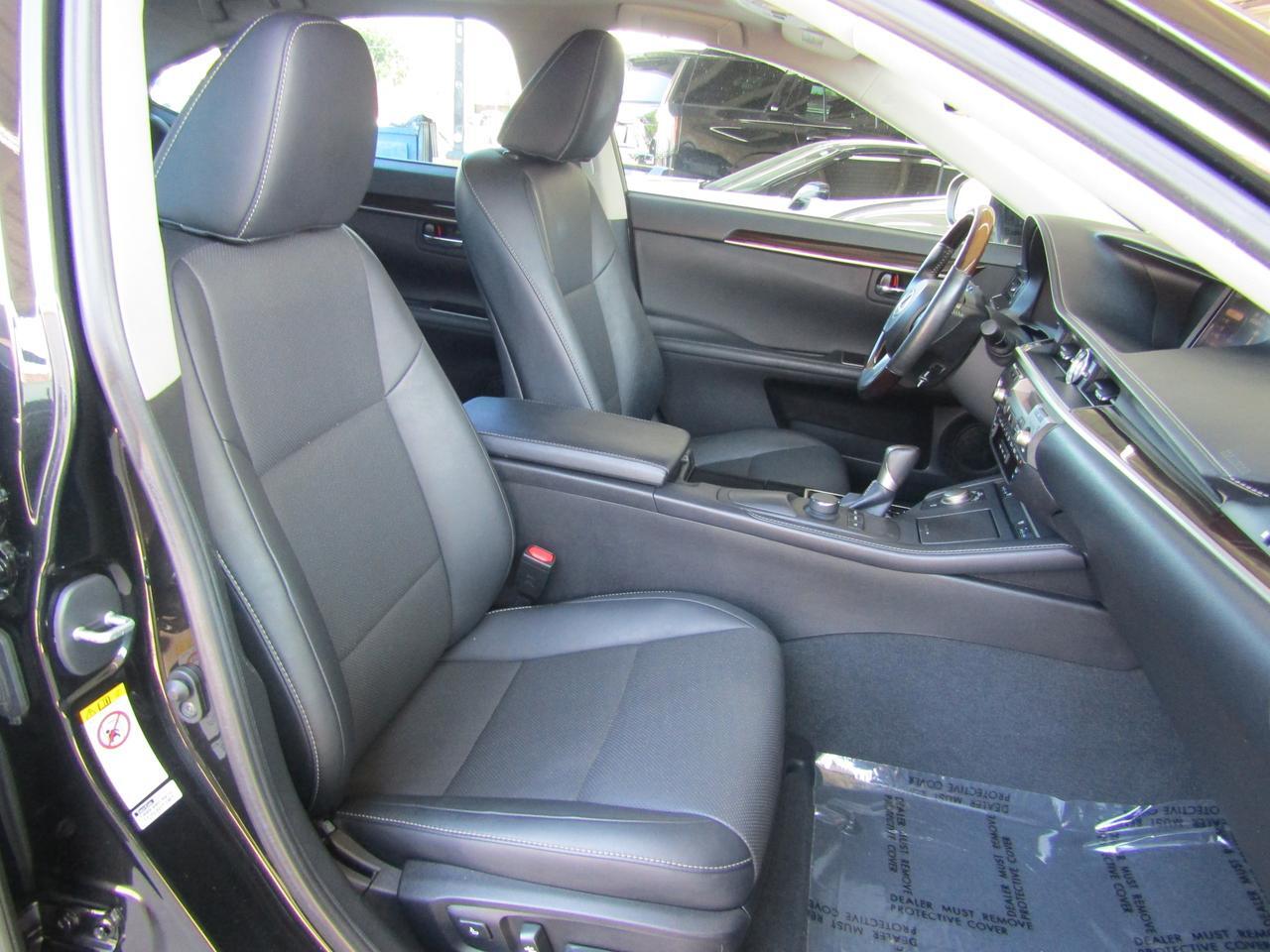 2016 Lexus ES 350 4dr Sdn Grand Prairie TX