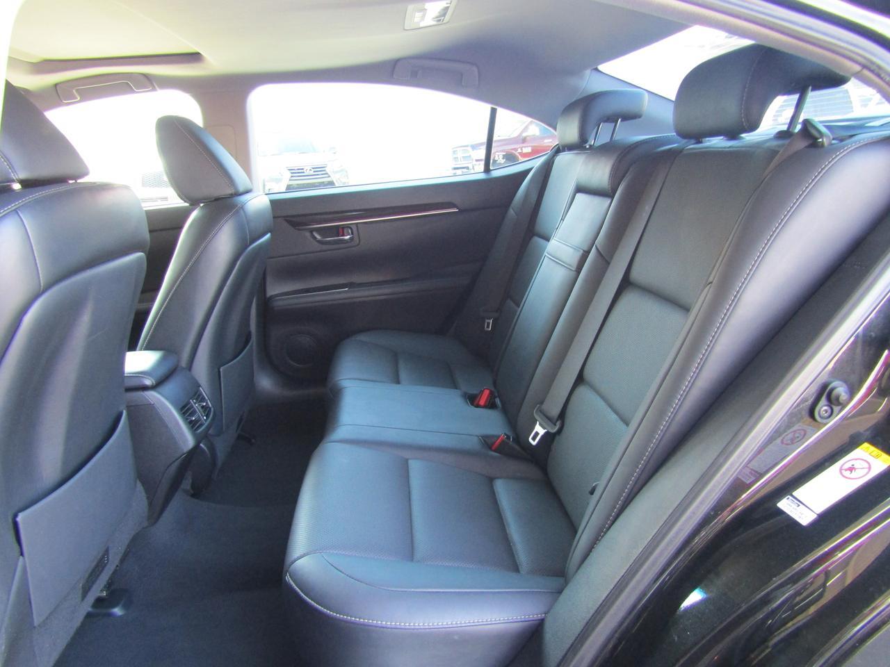 2016 Lexus ES 350 4dr Sdn Grand Prairie TX