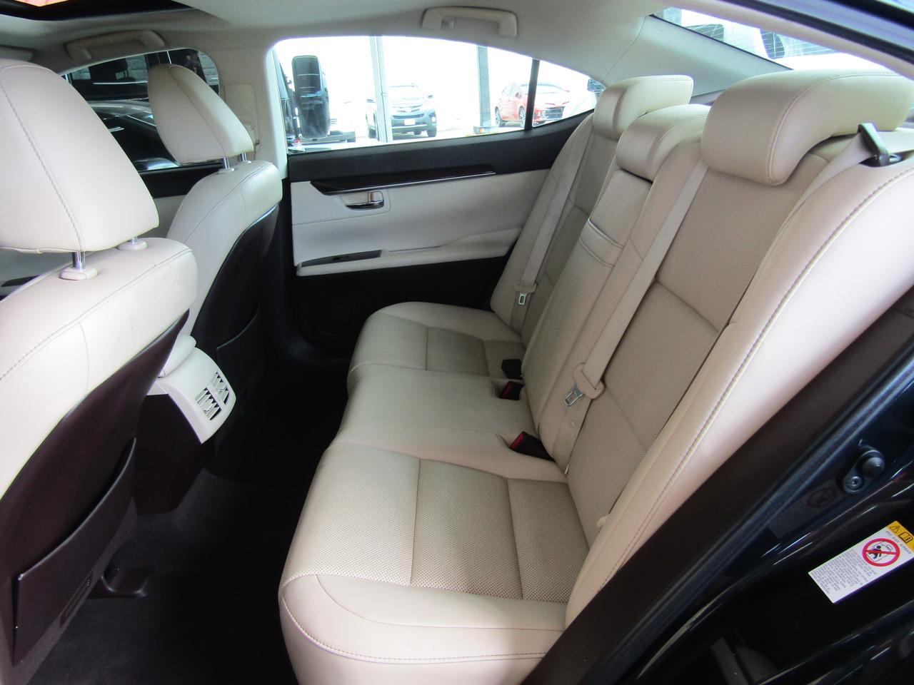 2016 Lexus ES 350 4dr Sdn Grand Prairie TX
