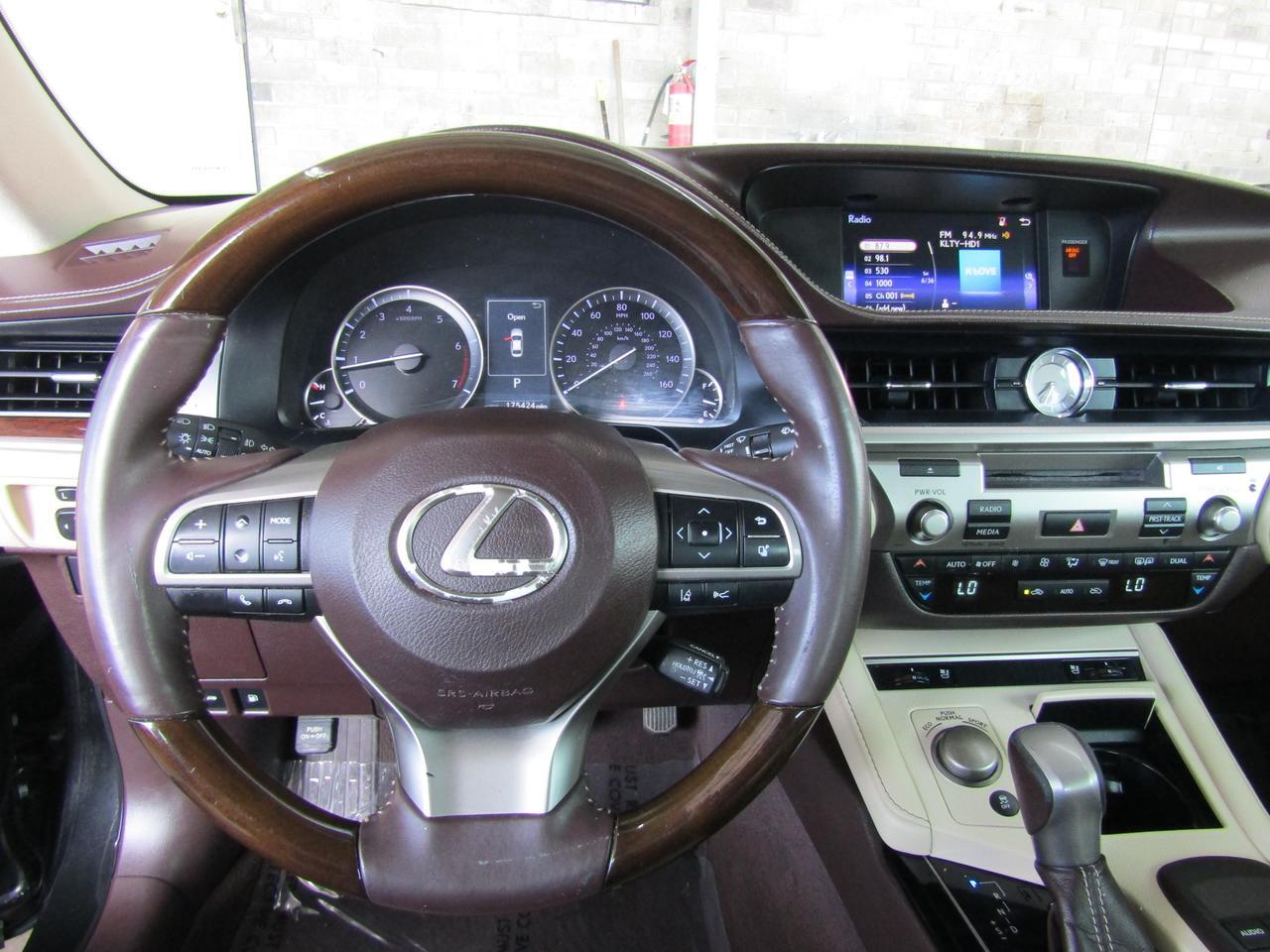 2016 Lexus ES 350 4dr Sdn Grand Prairie TX