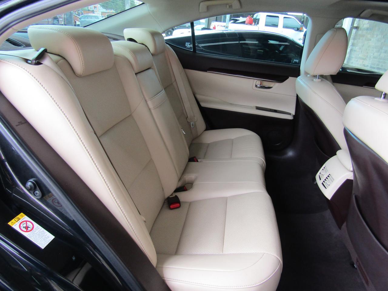 2016 Lexus ES 350 4dr Sdn Grand Prairie TX
