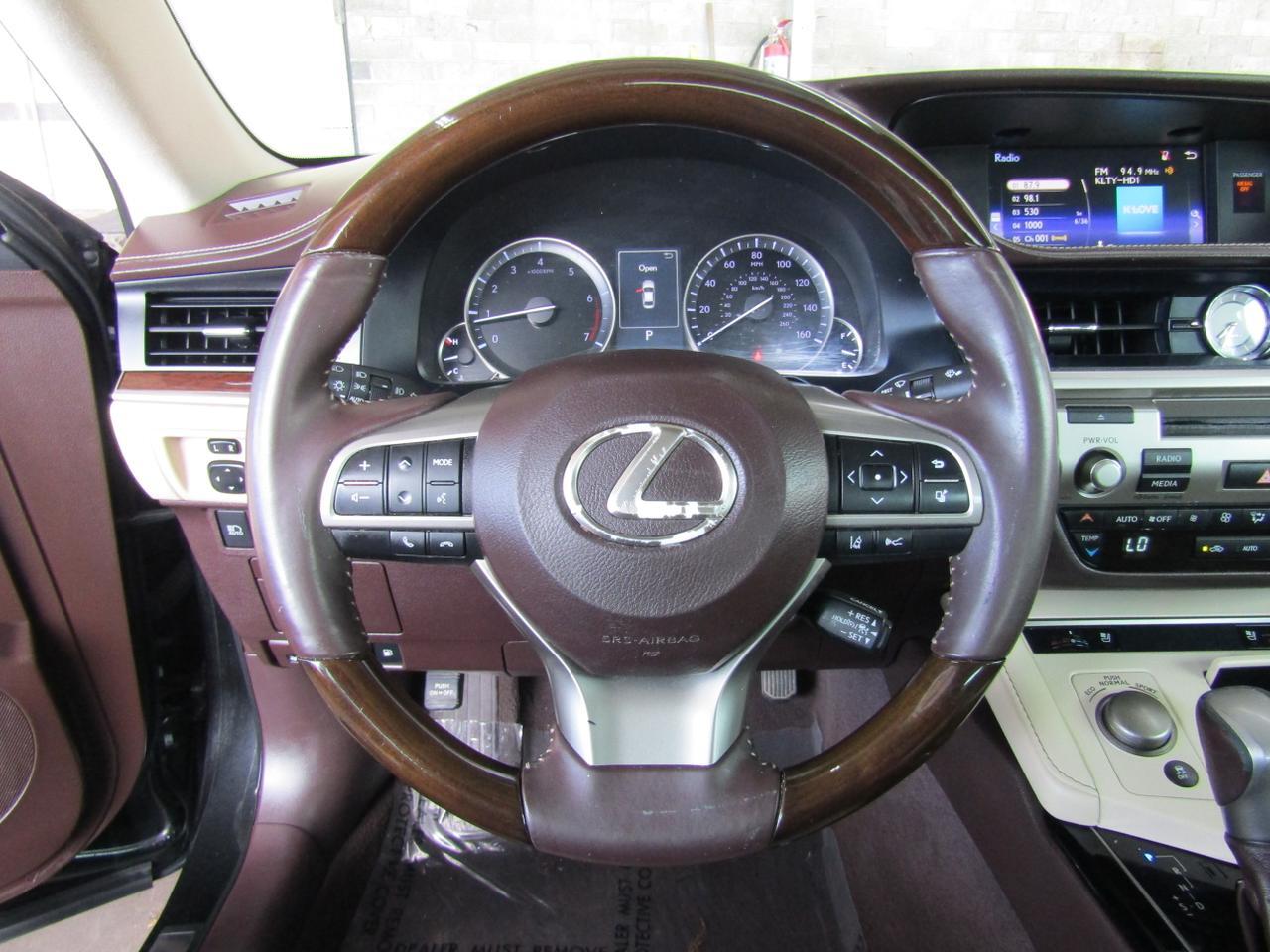 2016 Lexus ES 350 4dr Sdn Grand Prairie TX