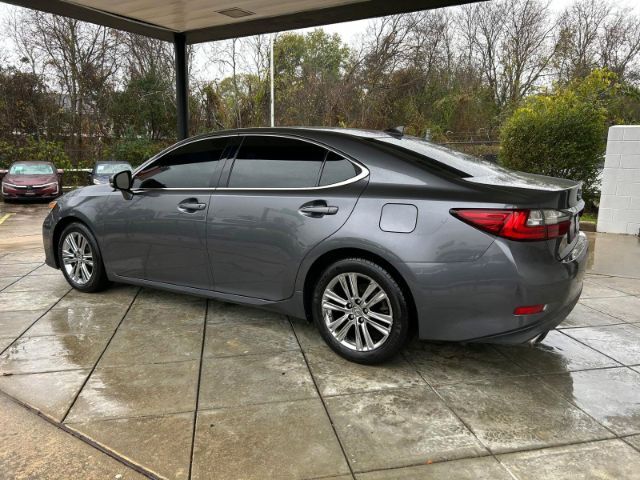 2016 Lexus ES 350 Sedan 124,264 mi.