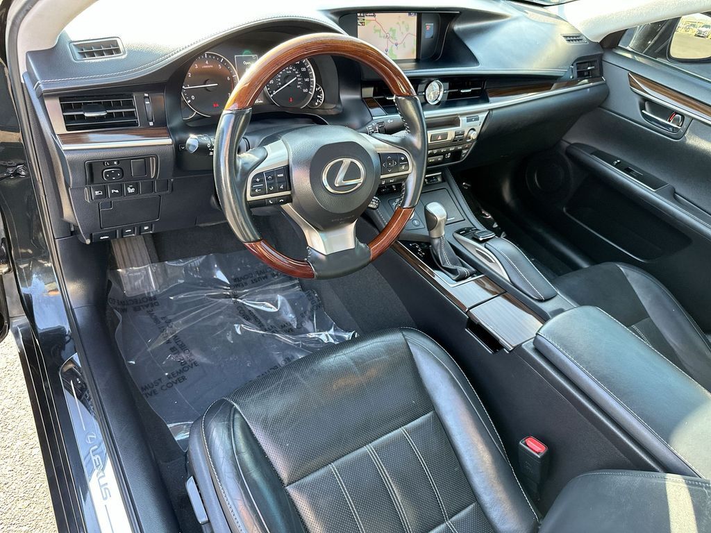 2016 Lexus ES 350