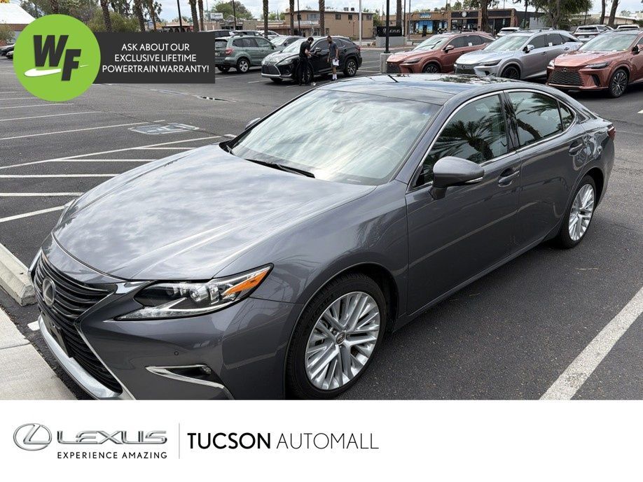 2016 Lexus ES