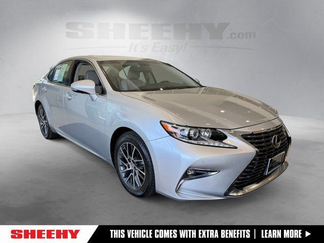 2016 Lexus ES