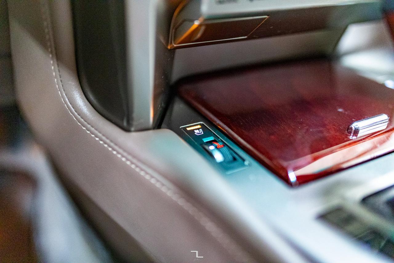 2016 Lexus GX 460 AWD Premium Leather Roof Nav BCam Red Deer AB