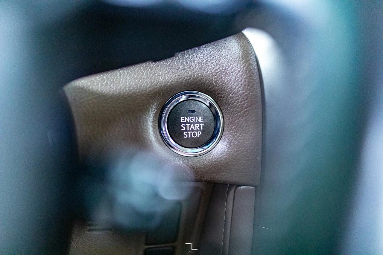 2016 Lexus GX 460 AWD Premium Leather Roof Nav BCam Red Deer AB