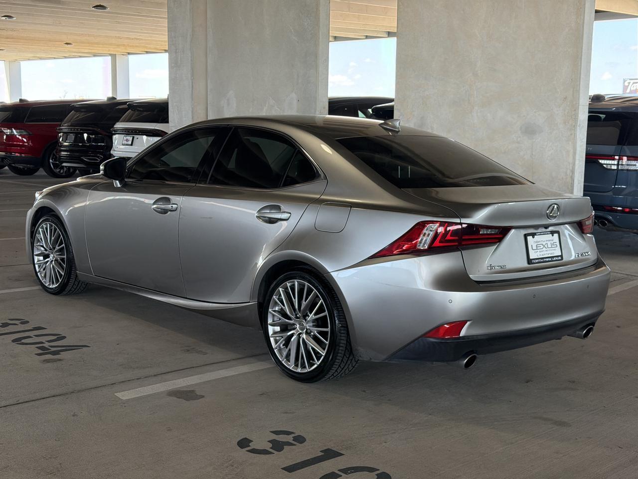 2016 Lexus IS 200t