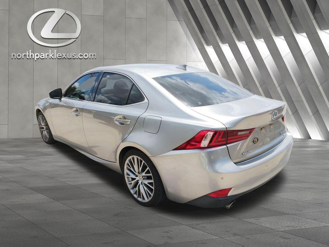 2016 Lexus IS 200t