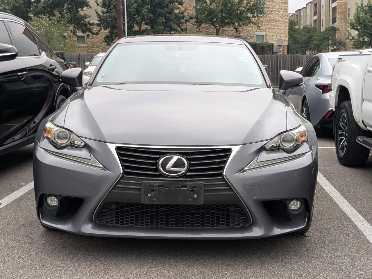 2016 Lexus IS 200t 200t
