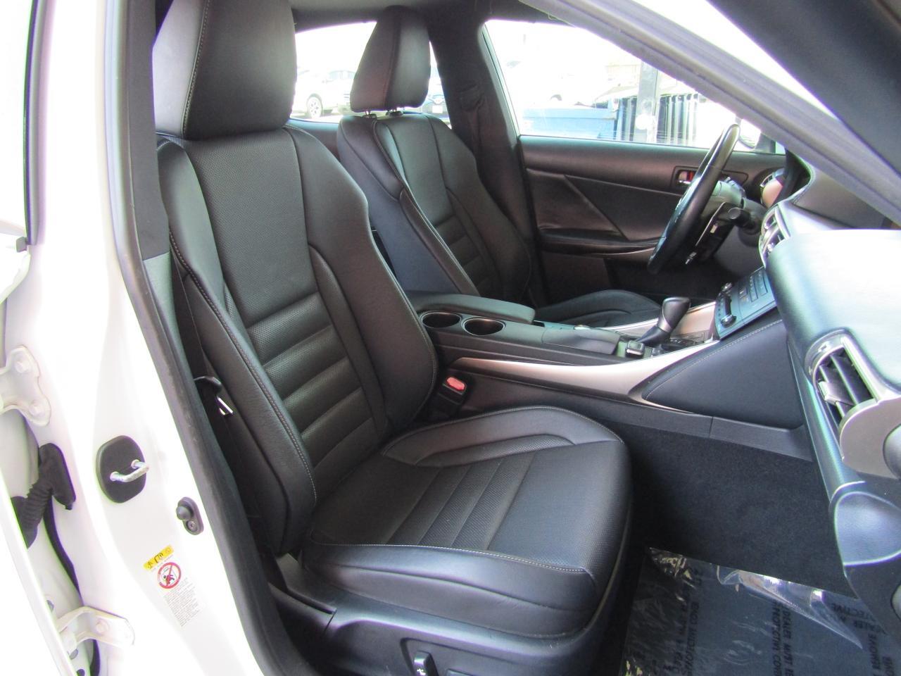 2016 Lexus IS 200t 4dr Sdn Grand Prairie TX