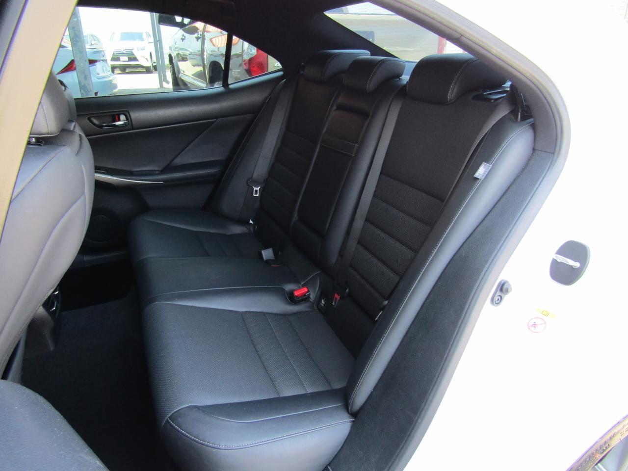 2016 Lexus IS 200t 4dr Sdn Grand Prairie TX