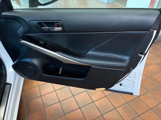 2016 Lexus IS 200t BASE (A8) Charlotte NC