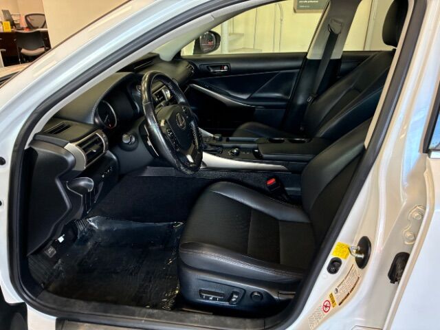 2016 Lexus IS 200t BASE (A8) Charlotte NC