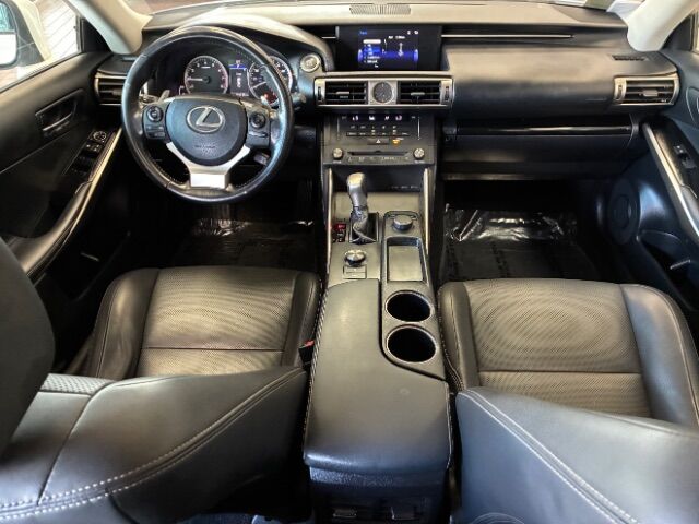2016 Lexus IS 200t BASE (A8) Charlotte NC