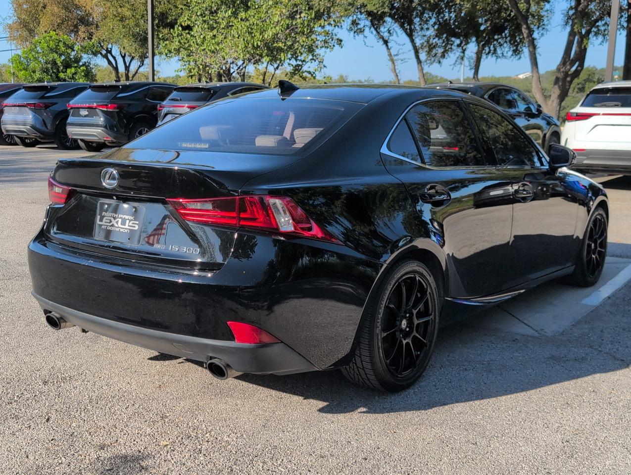 2016 Lexus IS 300 300