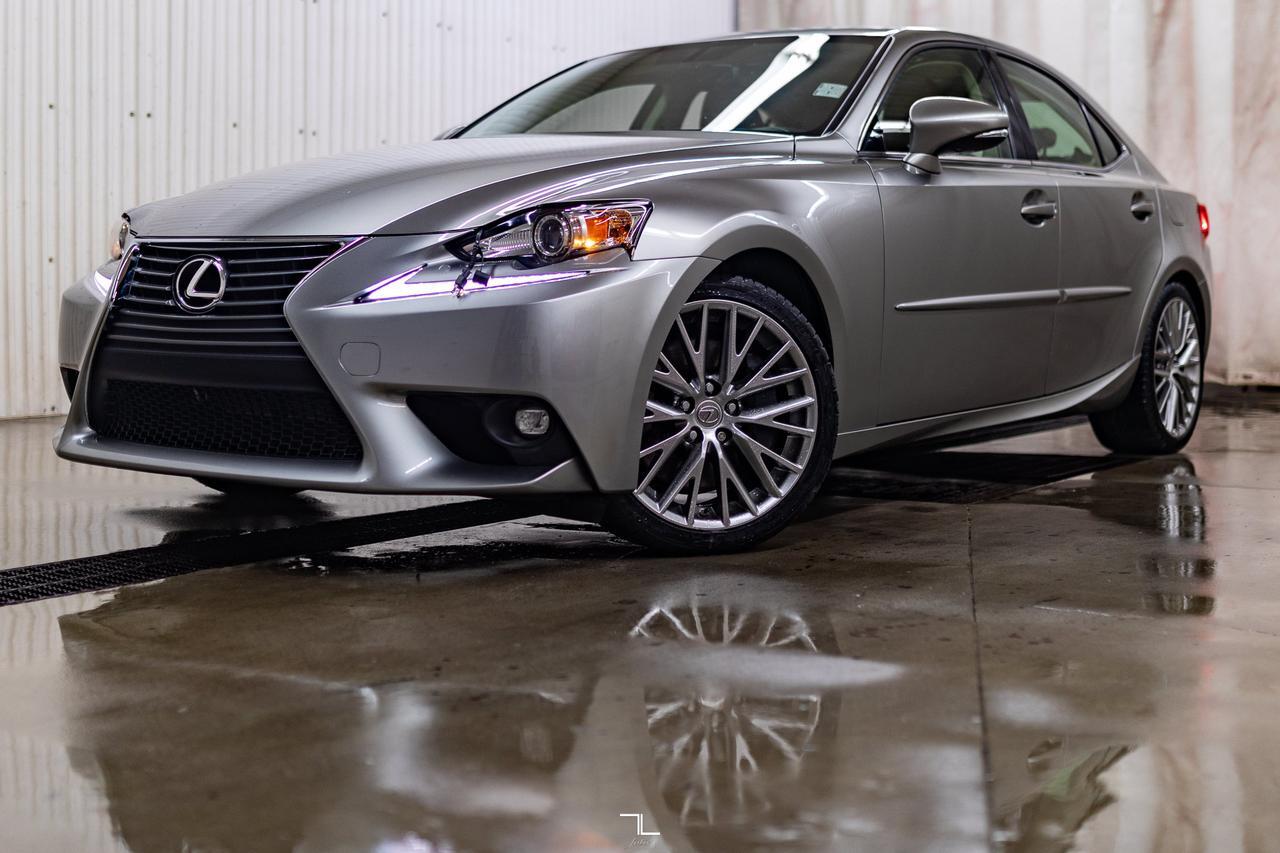 2016 Lexus IS 300 AWD Luxury Leather Roof BCam Red Deer AB