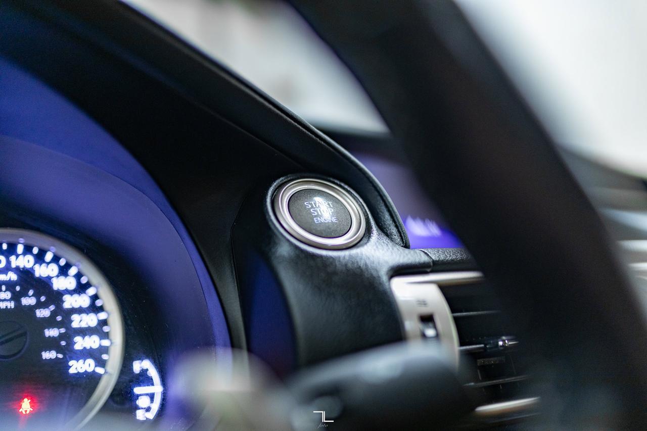 2016 Lexus IS 300 AWD Luxury Leather Roof BCam Red Deer AB