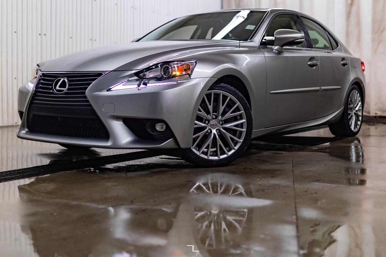 2016 Lexus IS 300 AWD Luxury Leather Roof BCam Red Deer AB