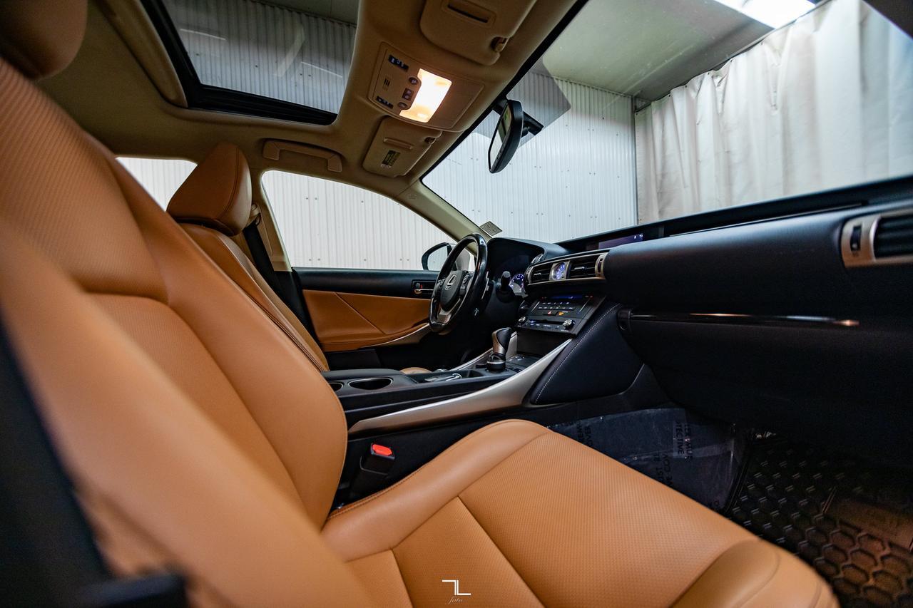 2016 Lexus IS 300 AWD Luxury Leather Roof BCam Red Deer AB