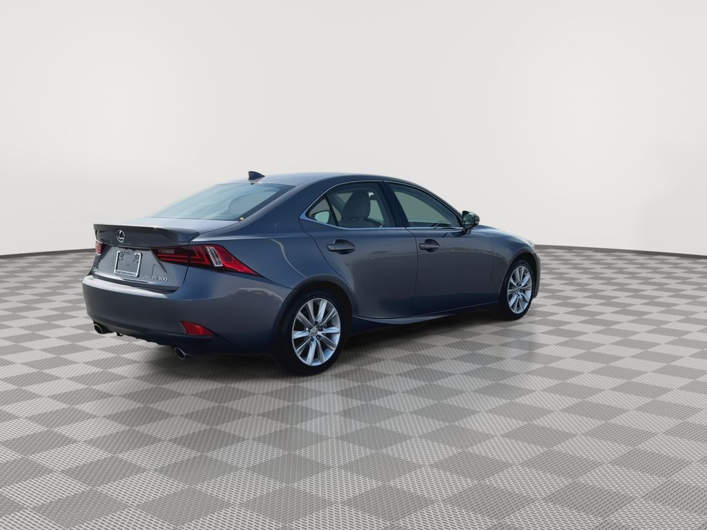 2016 Lexus IS 300 - Photo 8