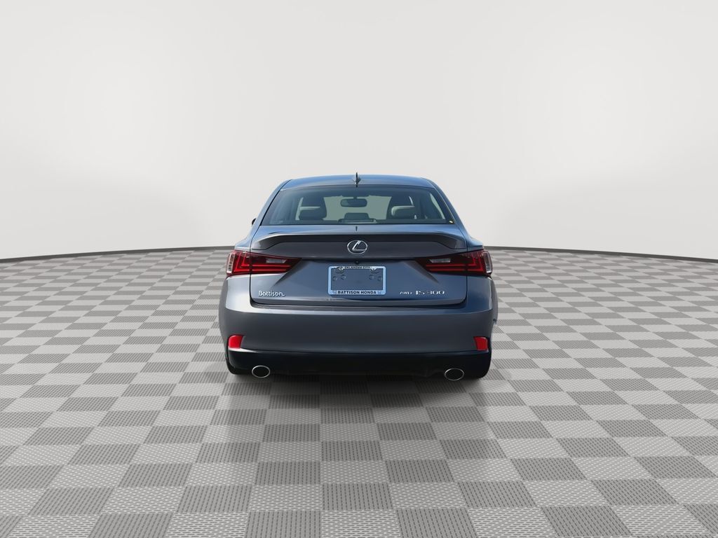 2016 Lexus IS 300 - Photo 7