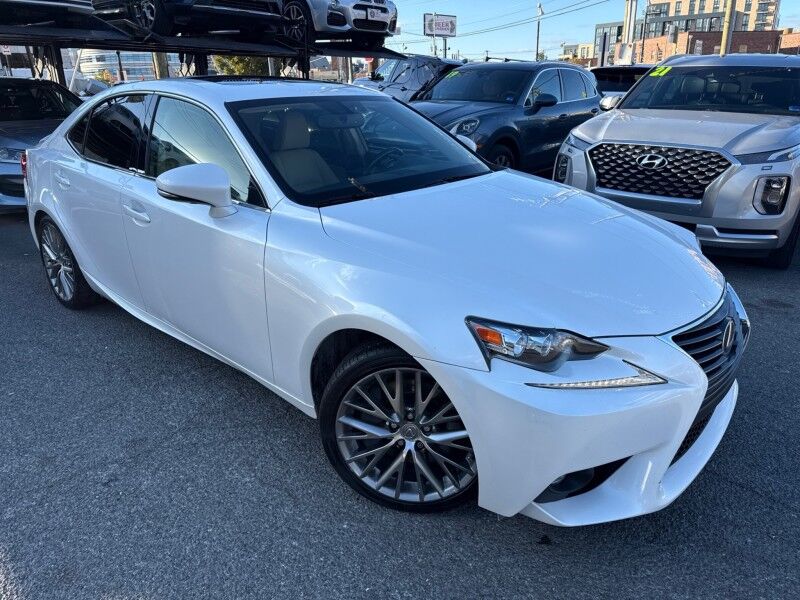 2016 Lexus IS 300 Sedan AWD w/ Premium and Navigation Arlington VA