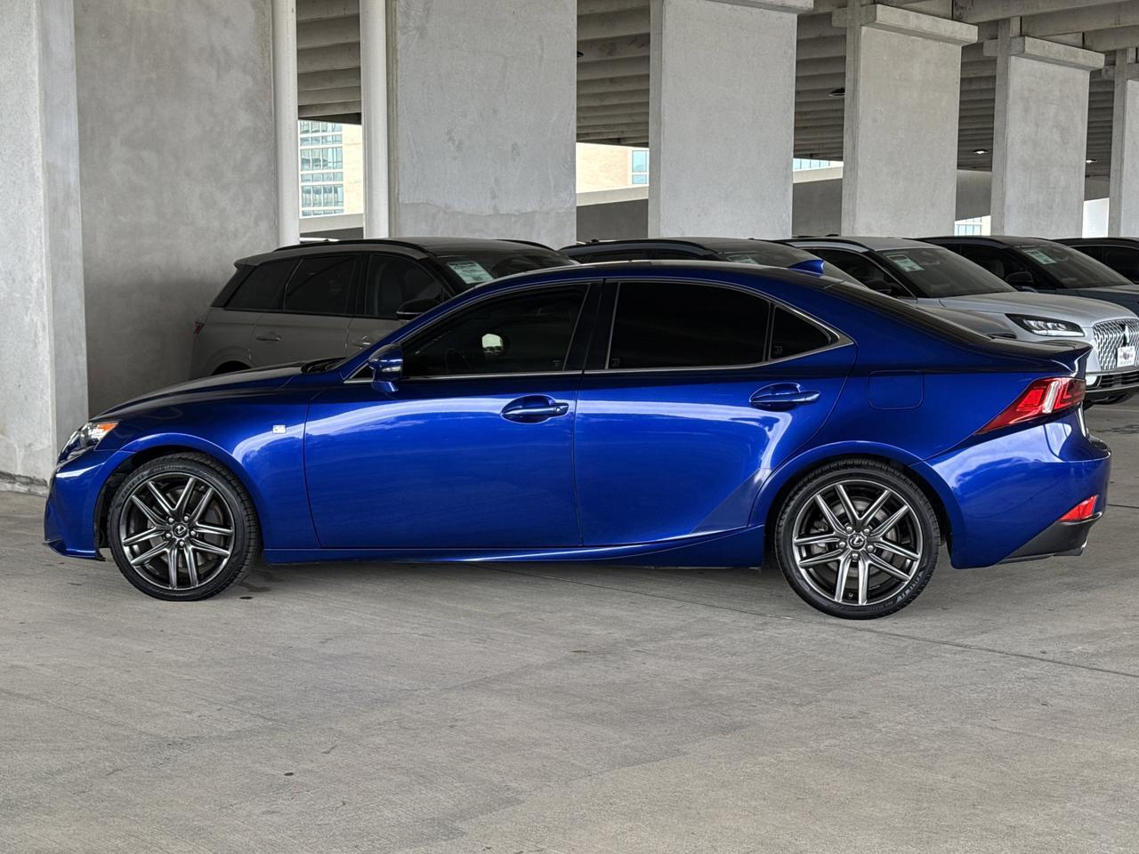 2016 Lexus IS 350