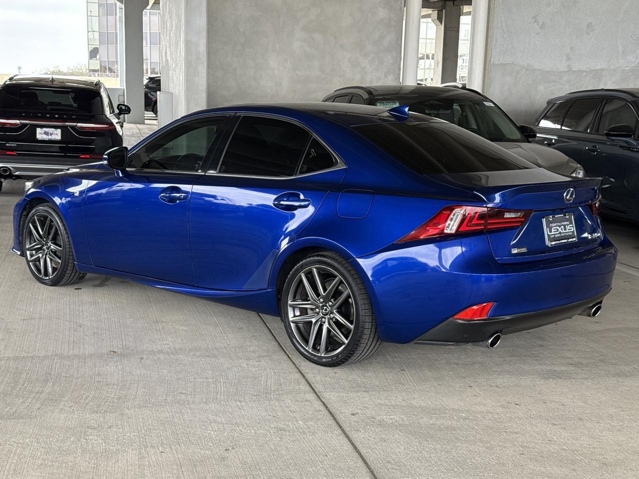 2016 Lexus IS 350