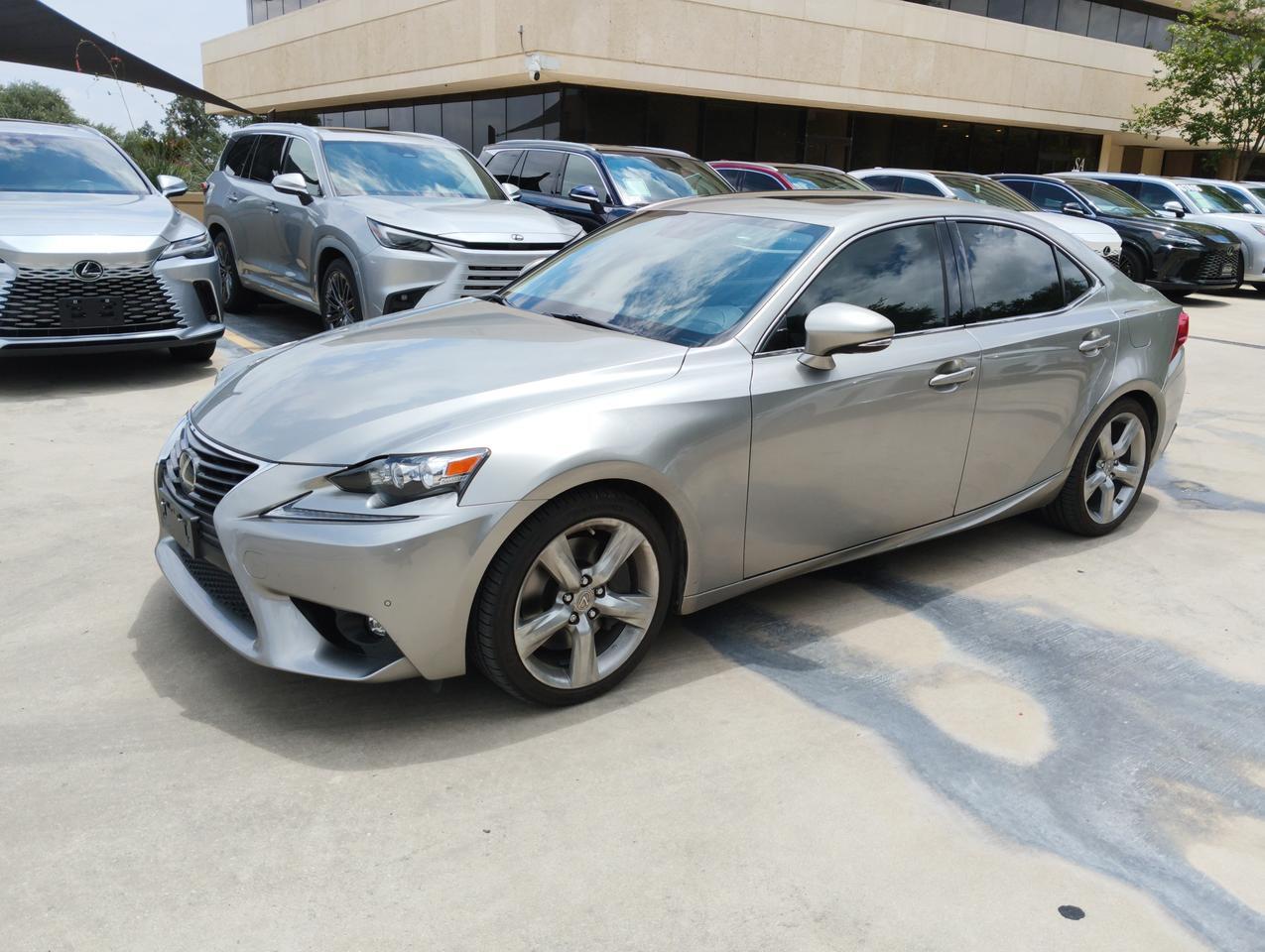 2016 Lexus IS 350