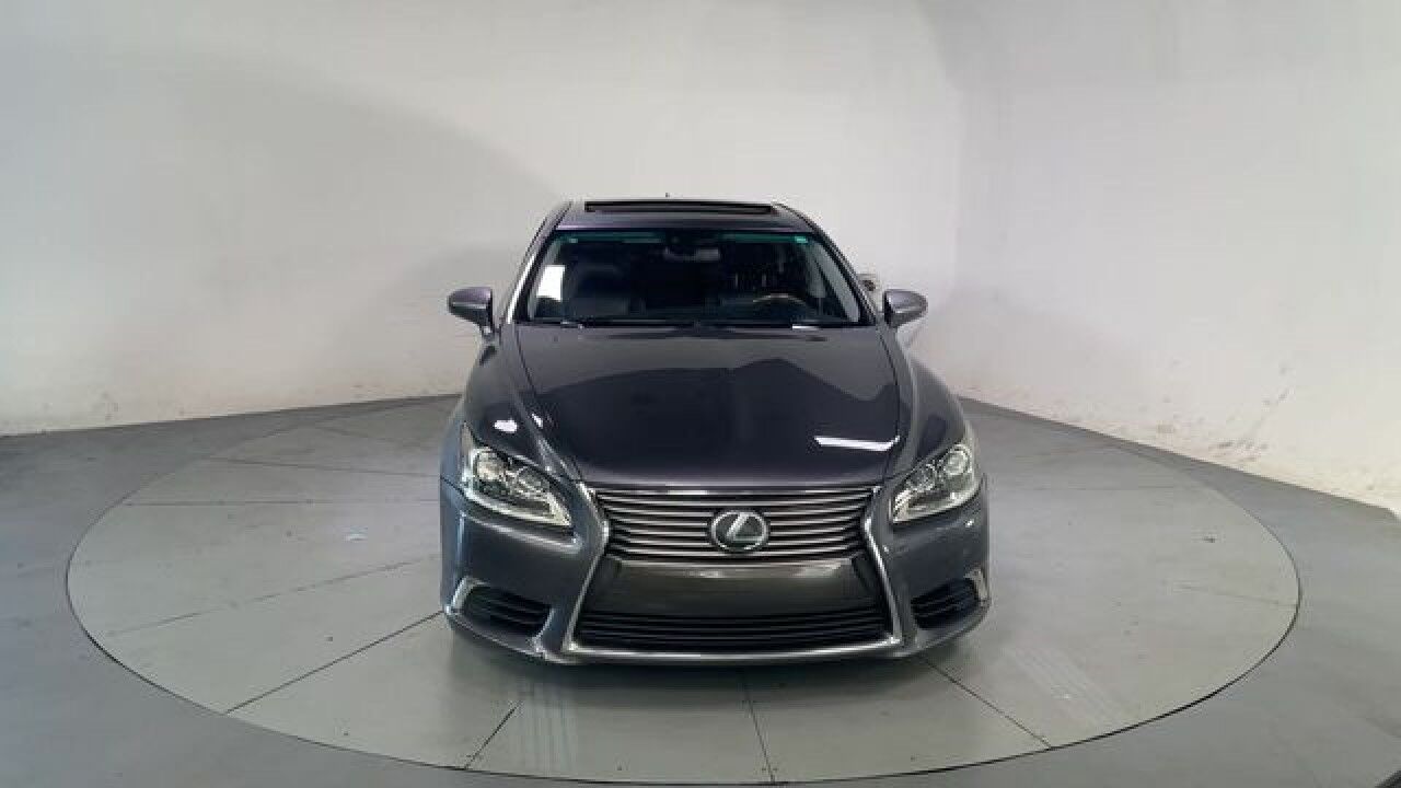 2016 Lexus LS 460
