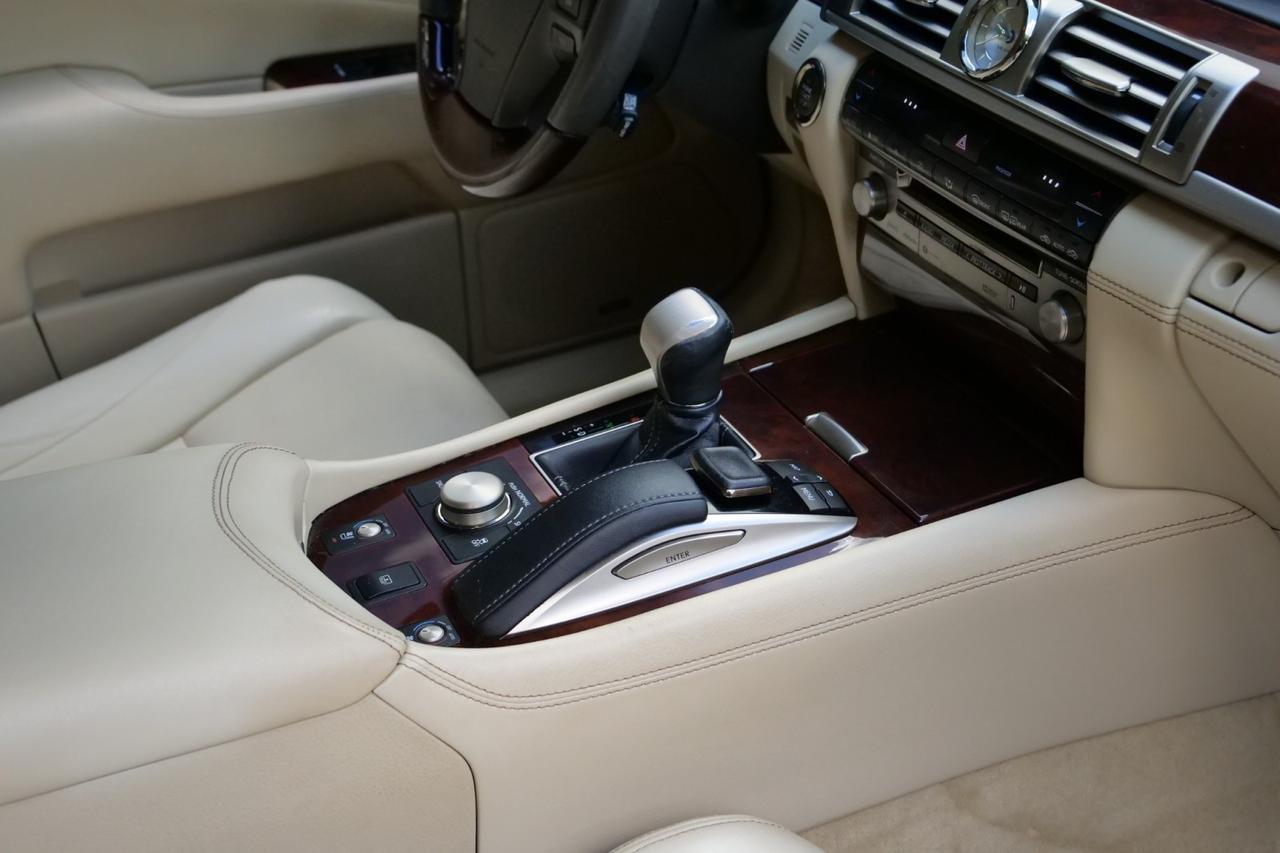 2016 Lexus LS 460 / 4.6L V8 / Comfort Package / Sunroof! Lincolnton NC