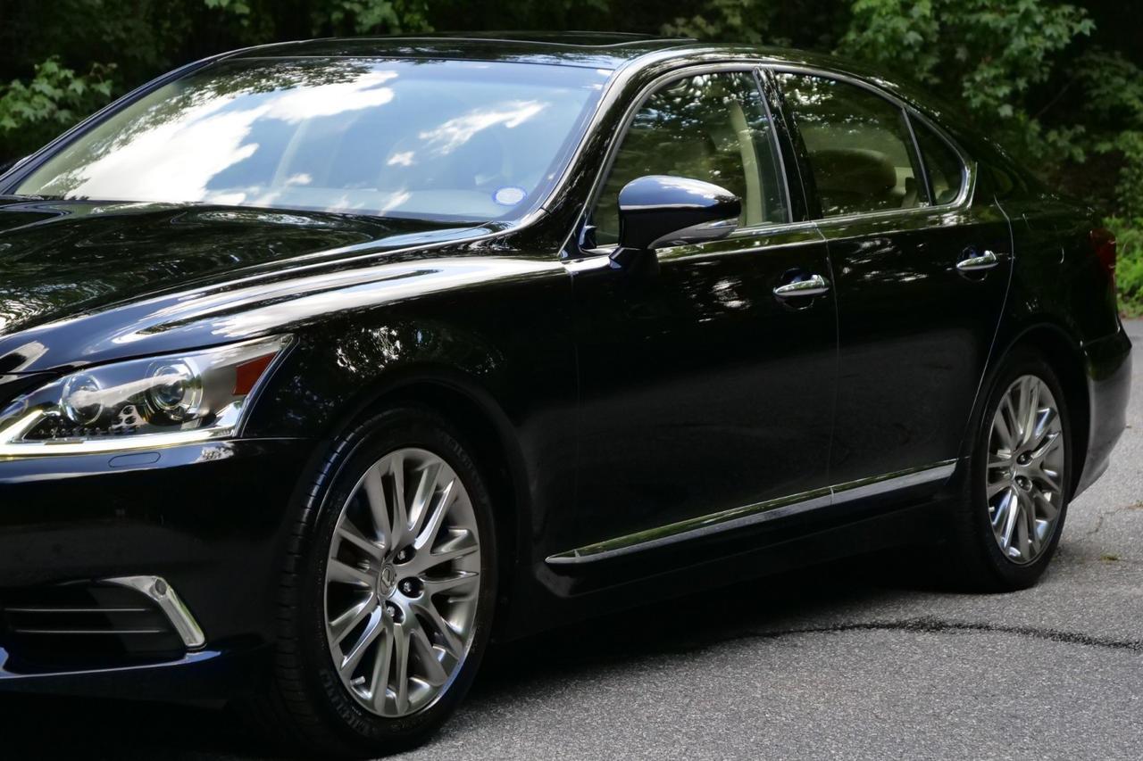 2016 Lexus LS 460 / 4.6L V8 / Comfort Package / Sunroof! Lincolnton NC