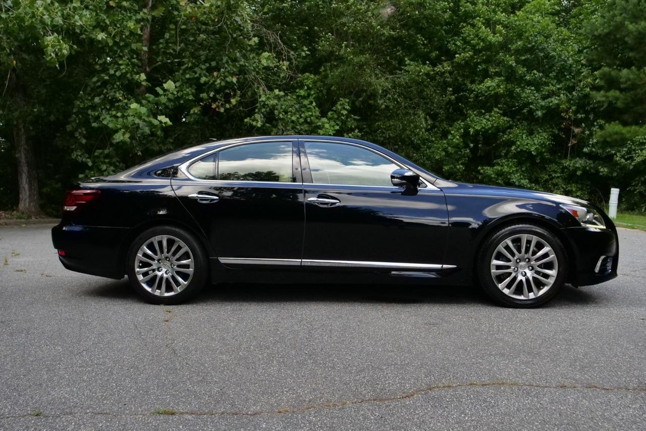 2016 Lexus LS 460 / 4.6L V8 / Comfort Package / Sunroof! Lincolnton NC