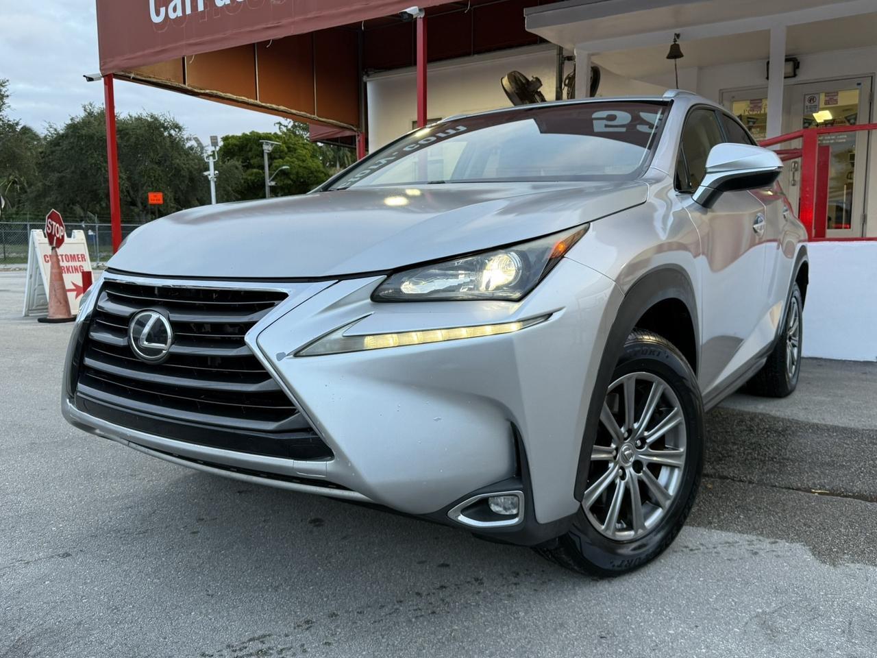 2016 Lexus NX 200t