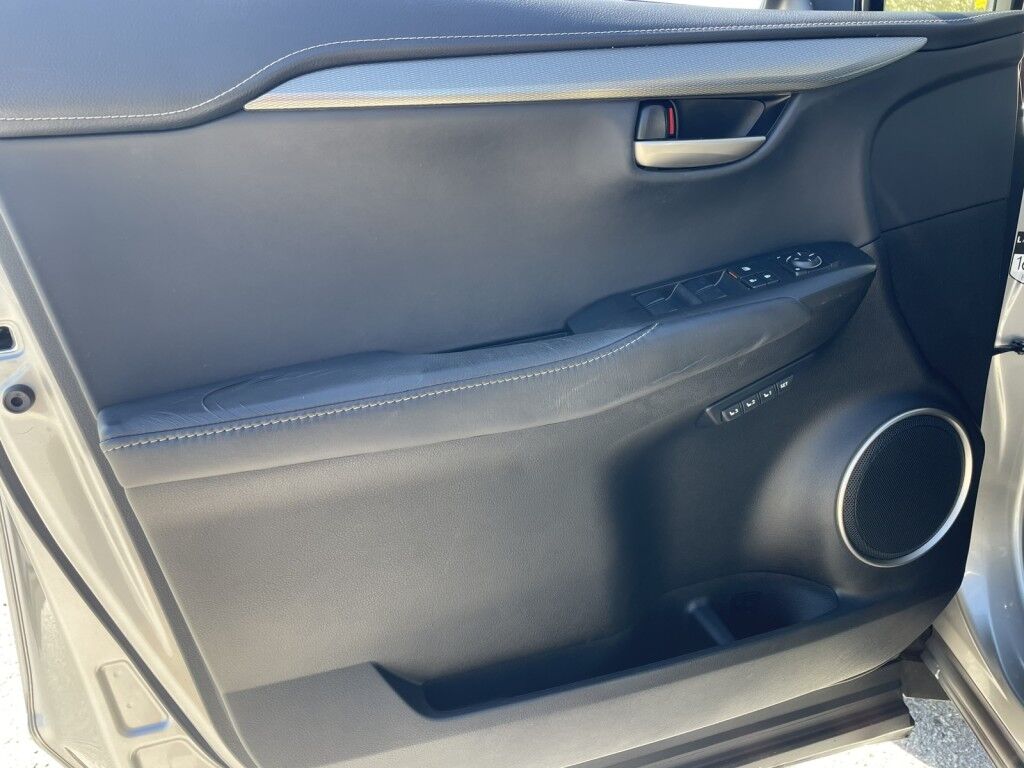 2016 Lexus NX 200t~CLEAN CARFAX~ONLINE FINANCE AND SHIPPING AVAILABLE!!! Sarasota FL