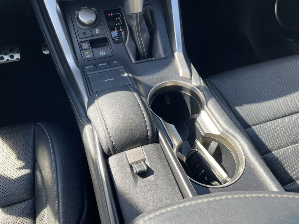 2016 Lexus NX 200t~CLEAN CARFAX~ONLINE FINANCE AND SHIPPING AVAILABLE!!! Sarasota FL